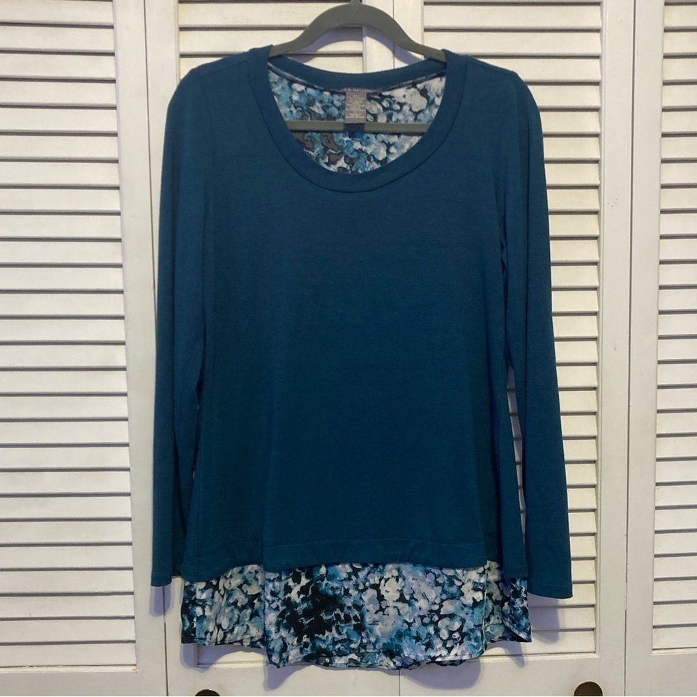 Kate & Mallory Blue And Black Back Zipper long Sleeve Blouse Size Small